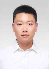 穿衬衫的小孩

描述已自动生成